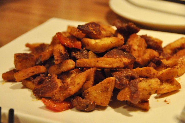 Stir-fried nan & lamb 馕炒肉 48元